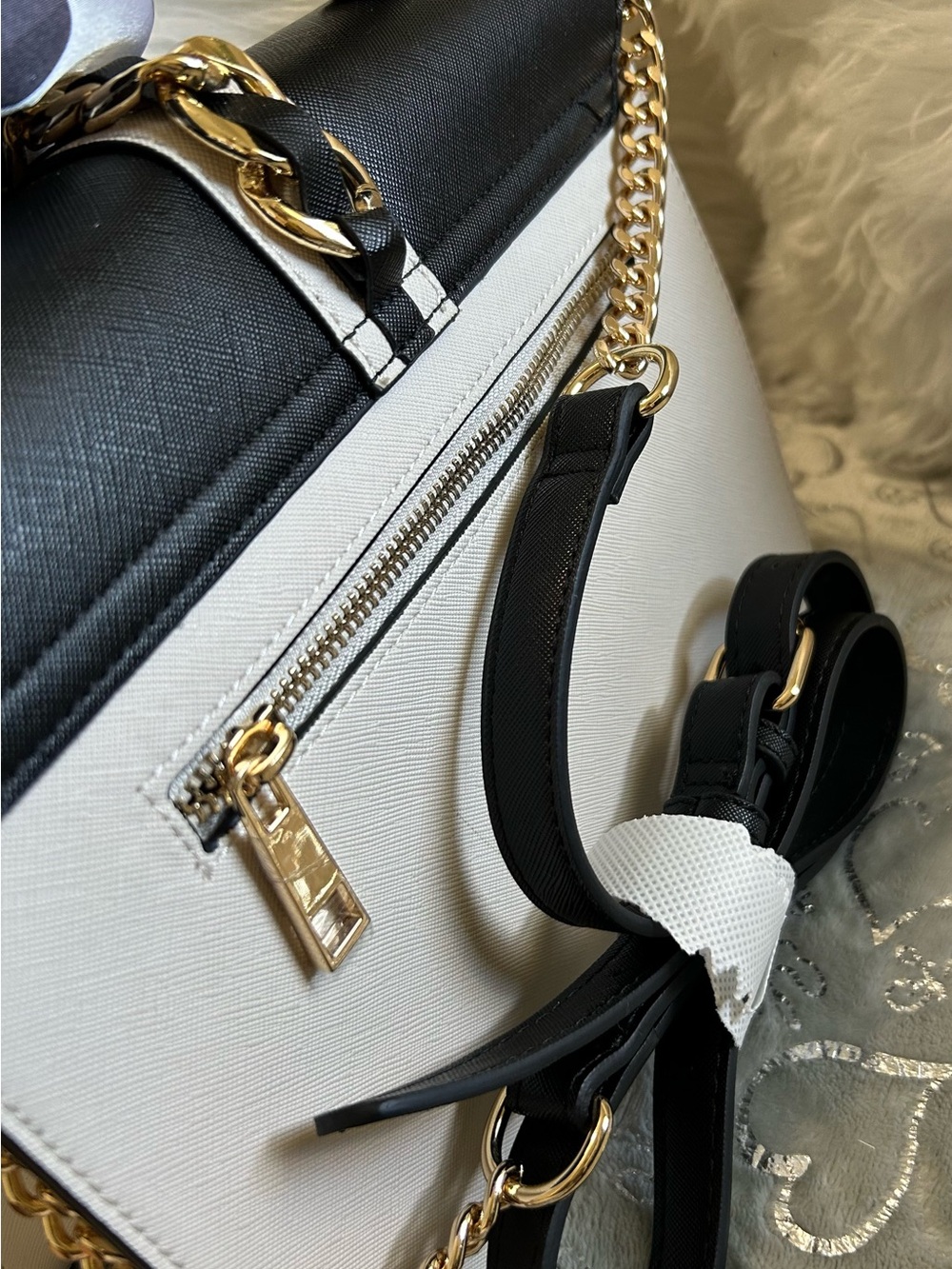 NWT Aldo, Medium, Black and Cream Top-Handle Satchel with Gold Chain Accent - Picture 11 of 13